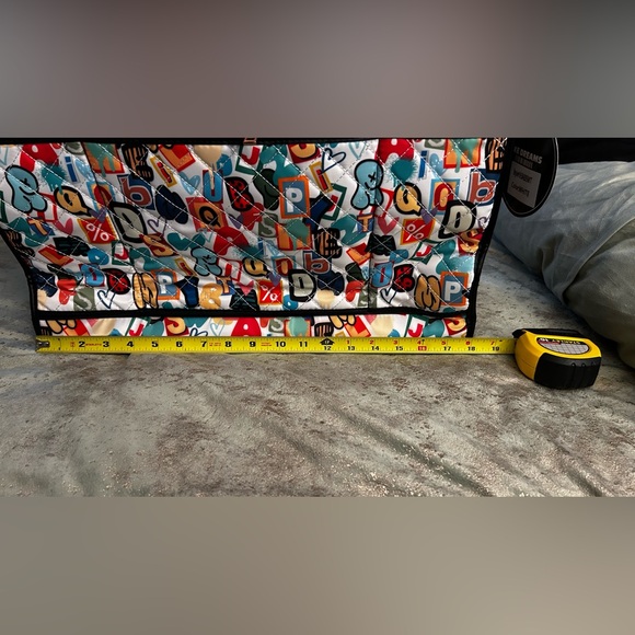 💙❤️💜 BEAUTIFUL TOTE 💙💜💚 - Picture 3 of 5